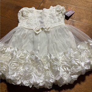 Nannette kids dress new size 2t white girls fancy